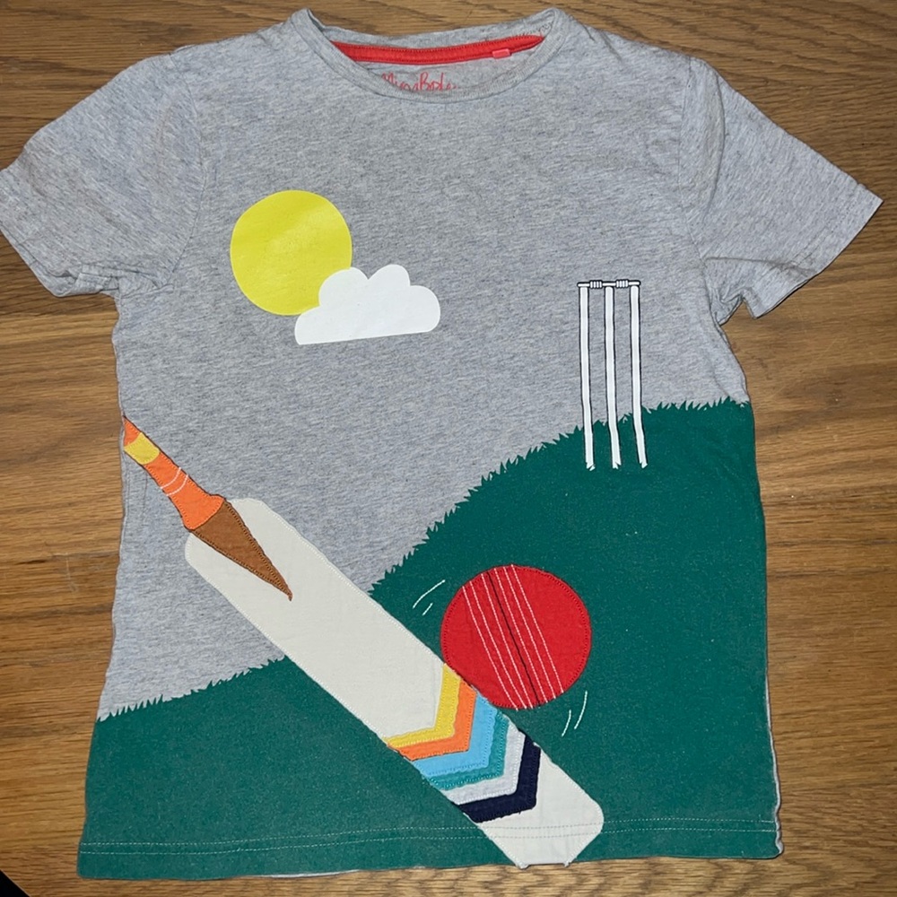 Boys Mini Boden “cricket” T-shirt